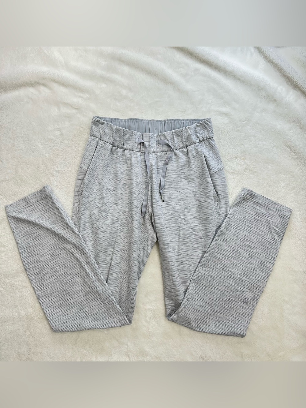 Lululemon On The Fly Pant 28" Wee Are From Space Nimbus Battleship Size 4